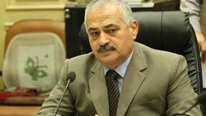 سعيد طعيمة: تخصيص