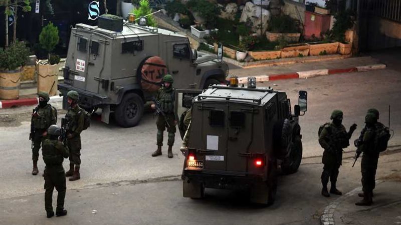 إصابة فلسطينيين دهستهما