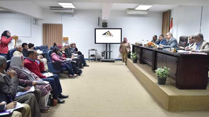 حصر ميداني شامل للأميين