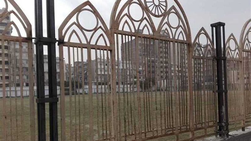 بدء أعمال تركيب السور