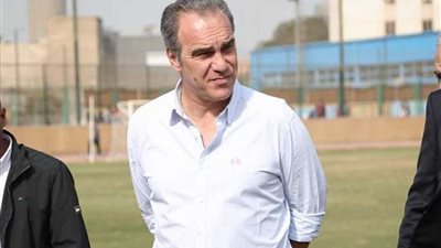 تحقيق بطولة والإصابات.. أزمات في طريق مدرب الأهلي