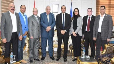 آمنه يبحث إقامة بطولة البحر الأبيض المتوسط لكمال الأجسام بمحافظة البحيرة