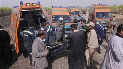 مصرع ٣ وإصابة٤ في حادث تصادم سيارة بتوك توك بمركز أبوتيج