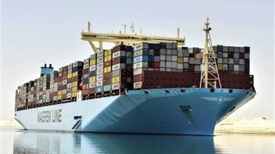 34 سفينة بحمولات 1.9 مليون طن تعبر المجرى الملاحي لقناة السويس