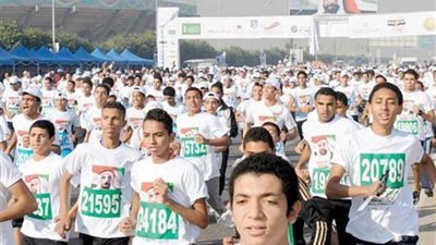 تسليم شرائح التتبع وأرقام المتسابقين لماراثون زايد.. الاثنين