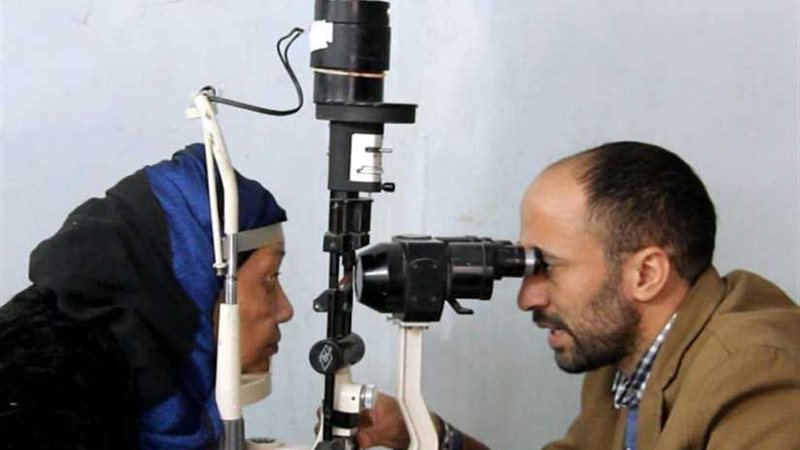 عيون من ماس قافلة