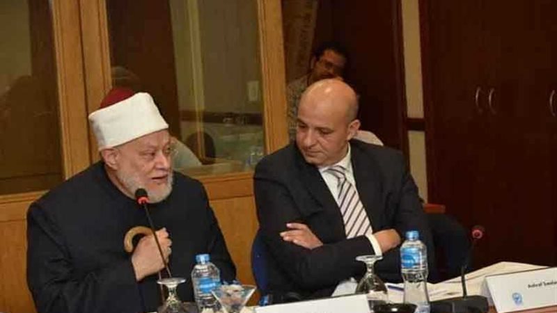 الخارجية تنظم دورة