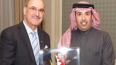 سفير البحرين يكرم سفير العراق بالقاهرة