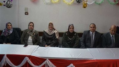 تكريم السيدة سميحة تقديرا للعطاء في التموين الطبي بالغربية