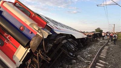 ارتفاع حصيلة ضحايا اصطدام قطار بحافلة في صربيا إلى 35 قتيلا ومصابا