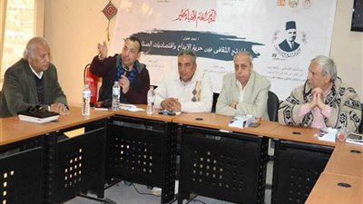 الأدباء يناقشون محور الجمعيات والروابط الثقافية بمؤتمرهم بمطروح