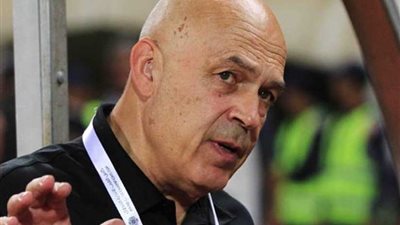 جروس يعقد محاضرة بالفيديو للاعبين