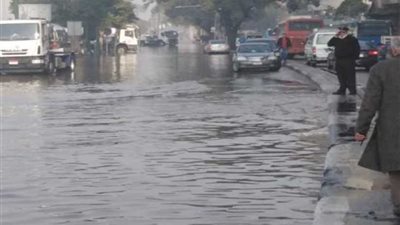 انفجار ماسورة مياه أمام ماسبيرو..وتعديلات مرورية بالكورنيش