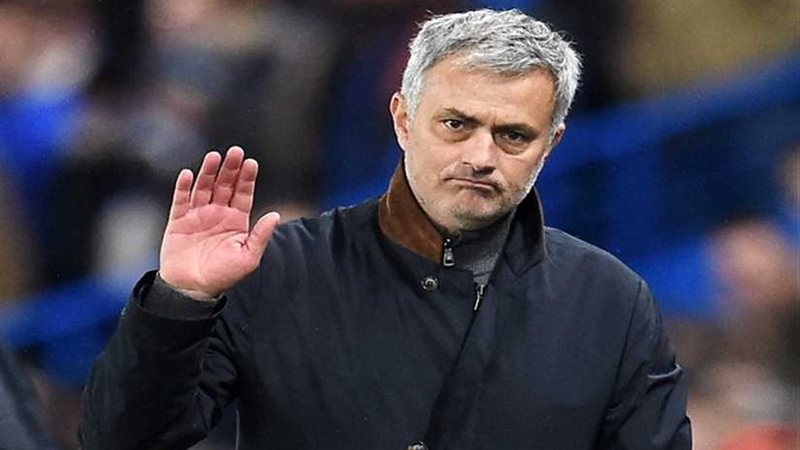 ميرور: إقالة مورينيو