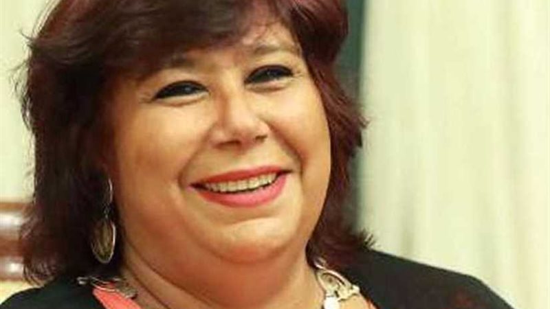 وزيرة الثقافة تشهد