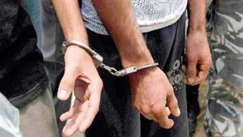 ضبط شخصين لإدارة