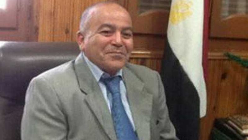 إحالة 19 من العاملين