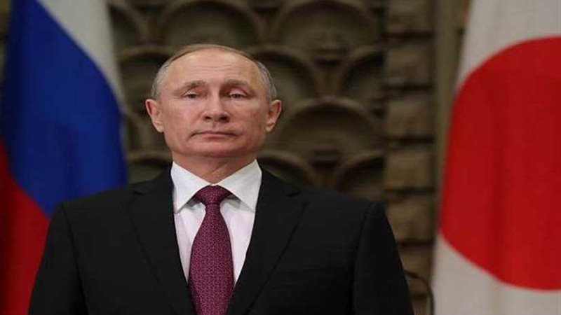 بوتين يهنئ إمبراطور