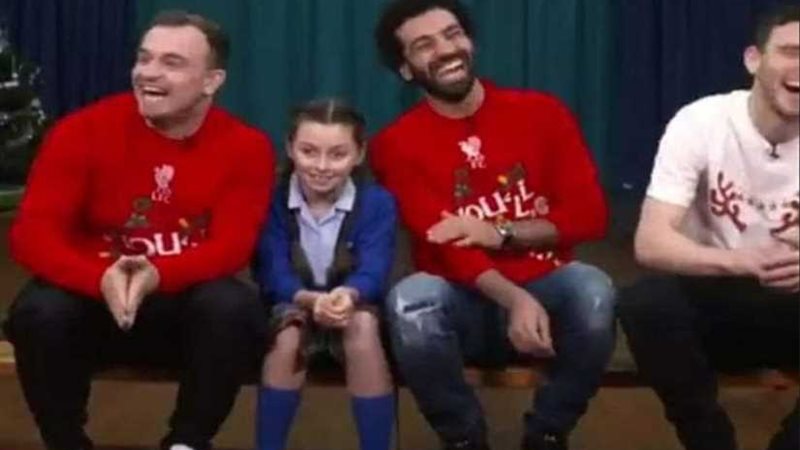 «صلاح» يفاجئ طلاب