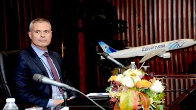 أكاديمية مصر للطيران للتدريب تجدد شهادات الأيزو الدولية