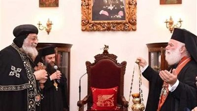 البابا تواضروس الثاني يهنئ بطريرك الروم الأرثوذكس بعيد الميلاد