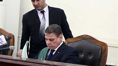 رفع محاكمة مرسى وآخرين باقتحام الحدود للاستراحة