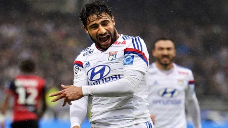 عرض ملكي لضم نبيل