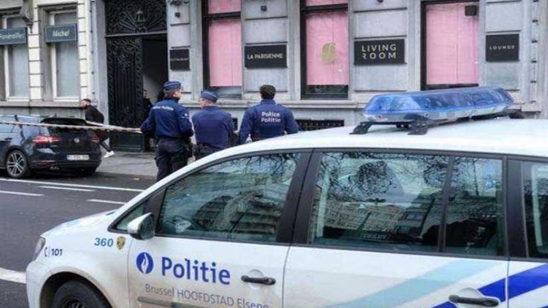 مسلح يطلق النار على