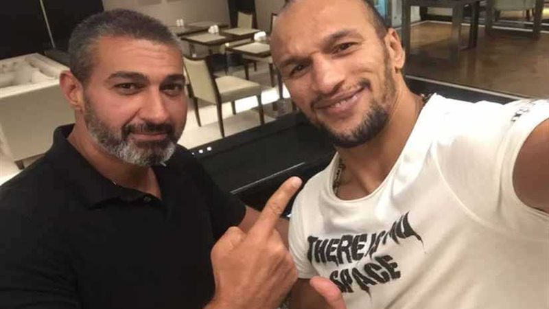 اكتمال فريق عمل 4