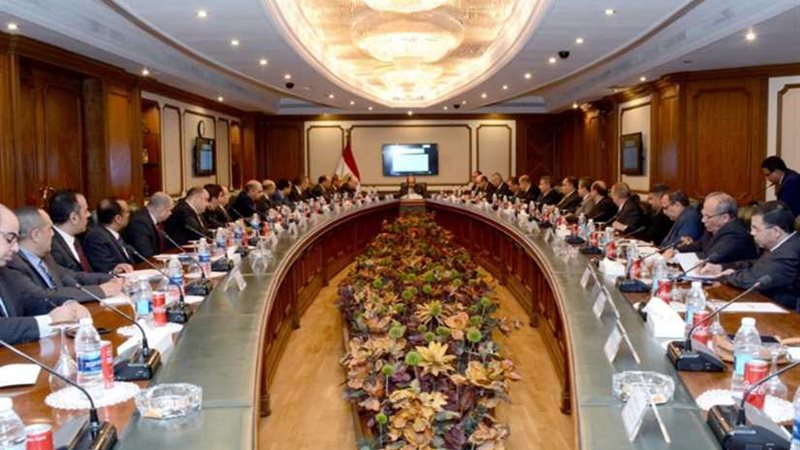 اجتماع لوزير الطيران