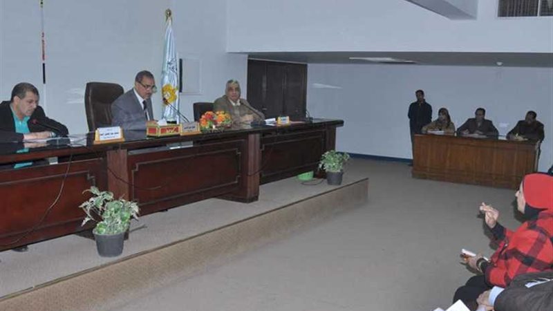 تكريم الطالبة بركة..