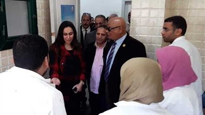 نائب محافظ البحيرة تتفقد وحدة صحة الكوم الأخضر ومستشفى الأطفال