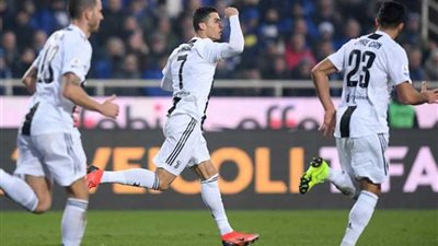 رونالدو يخطف تعادلاً مثيرًا ليوفنتوس أمام أتالانتا في الدوري الإيطالي
