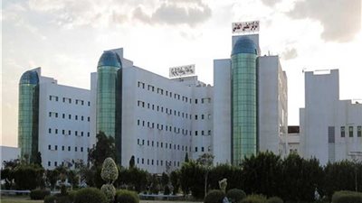 خبير فى الغدد الصماء والسكر بالمركز الطبى العالمى