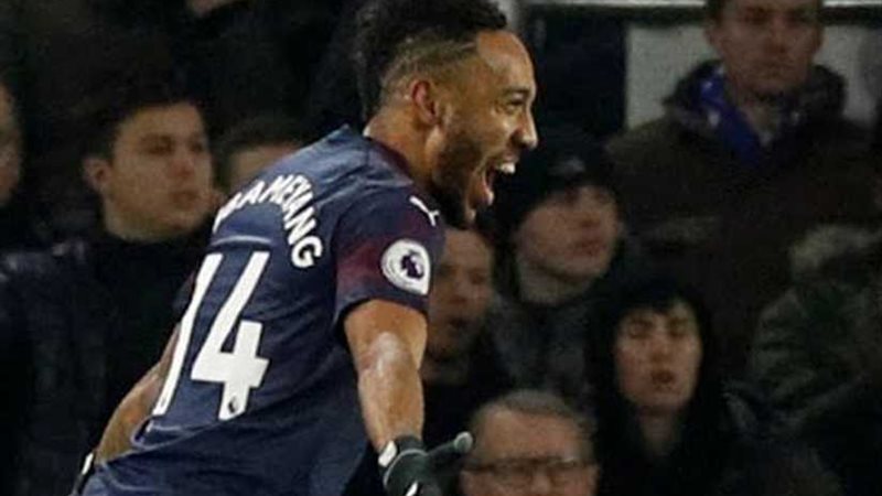 أرسنال يسقط في فخ