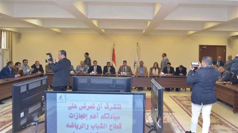 شباب النواب تلتقي