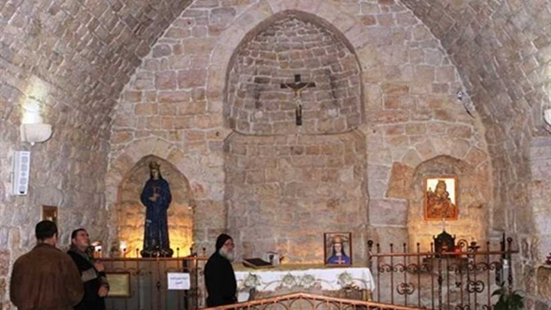 إصابة 5 على الأقل