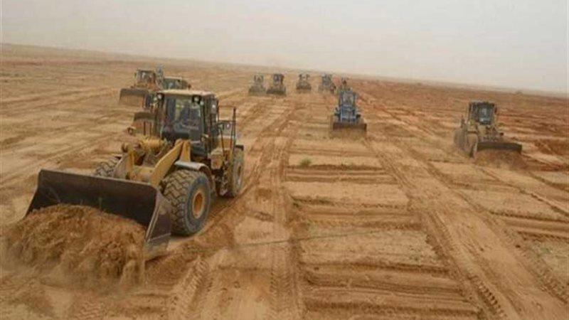 بدء تسليم قطع أراضي