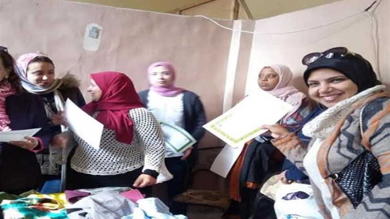 دورة في الخياطة بتضامن