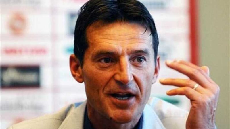 20 لاعبا في قائمة