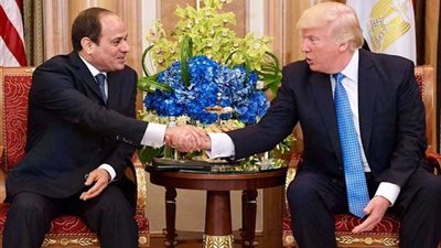 اتصال هاتفي بين الرئيس السيسي والرئيس الأمريكي ترامب