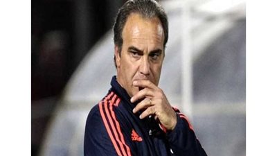 لاسارتي يحاضر لاعبي الأهلي في مران اليوم