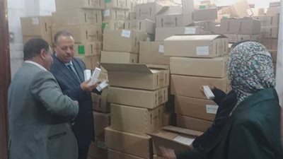 الرقابة الإدارية بأسيوط تضبط أدوية مهربة بـ 10 ملايين جنيه