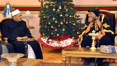 شيخ الأزهر ووزير الأوقاف والمفتى يهنئون البابا بالعام الميلادى الجديد