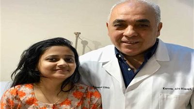 جراح مصري عالمي يعيد ترتيب أمعاء طبيبة بنجلادشية