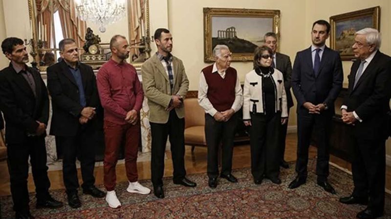 اليونان تمنح الجنسية