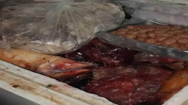 نصف طن لحوم فاسدة