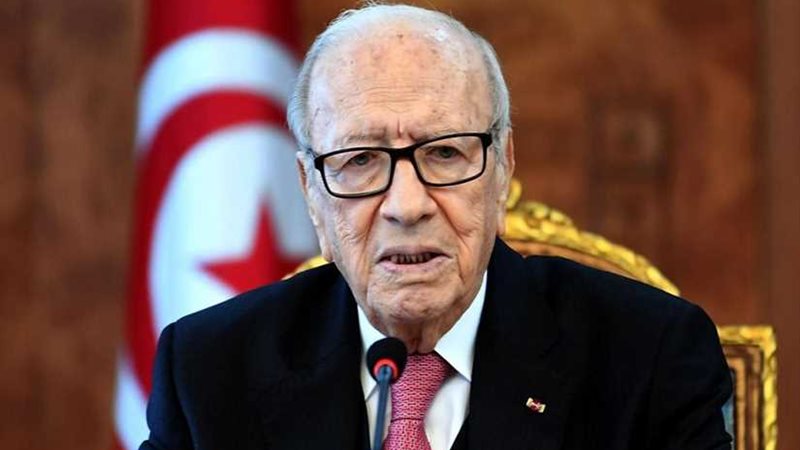 الرئيس التونسي يقرر