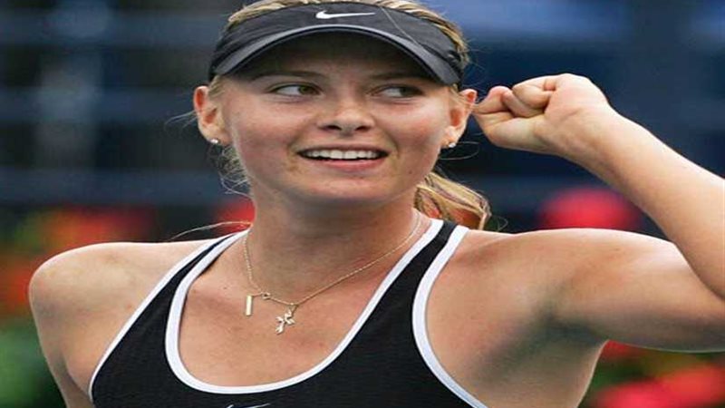 فوز شارابوفا وهزيمة