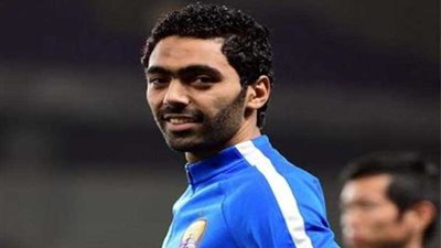 الشحات يصل منزل الخطيب لتوقيع عقود الأهلي